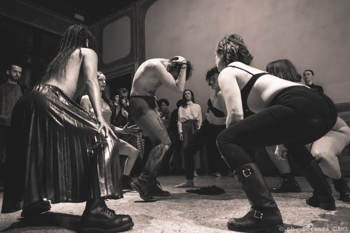 Collective performance opera "Come Home" – VestAndPage, Venice International Performance Art Week 2017, Co-Creation Live Factory, Photograph © Lorenza Cini