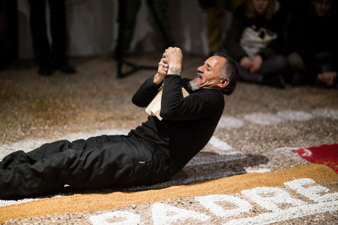 Gonzalo Rabanal, De la trama del habla a los tramos del cuerpo (2012), installation and live performance at the VENICE INTERNATIONAL PERFORMANCE ART WEEK 2012. Images © Monika Sobczak.