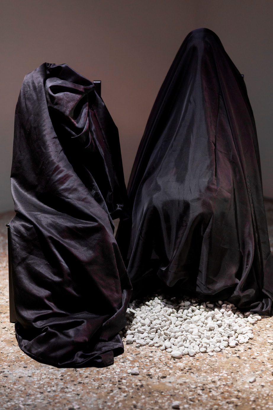 Marilyn Arsem, Marking Time. Venice International Performance Art Week (2014). Photograph by Monika Sobczak.