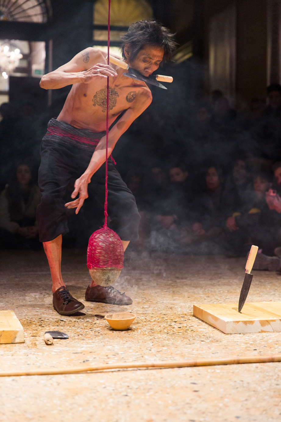 Zai Kuning, Loosing oneself to be with it and taken away by it. Venice International Performance Art Week (2014). Photograph by Monika Sobczak.