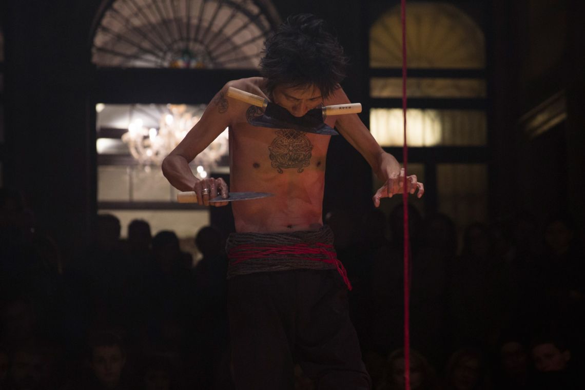 Zai Kuning, Loosing oneself to be with it and taken away by it. Venice International Performance Art Week (2014). Photograph by Monika Sobczak.