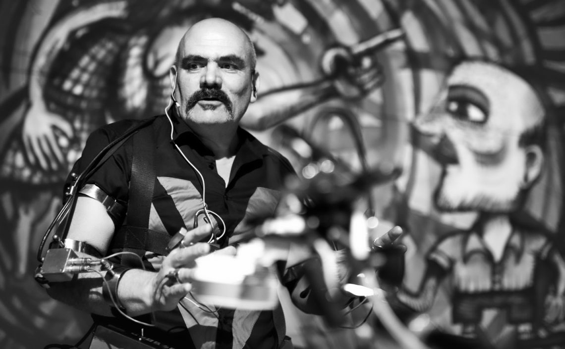 Marcel.li Antunez Roca, Mechatronic lecture Systematurgy at the III Venice International Performance Art Week 2016. Image © Alexander Harbaugh